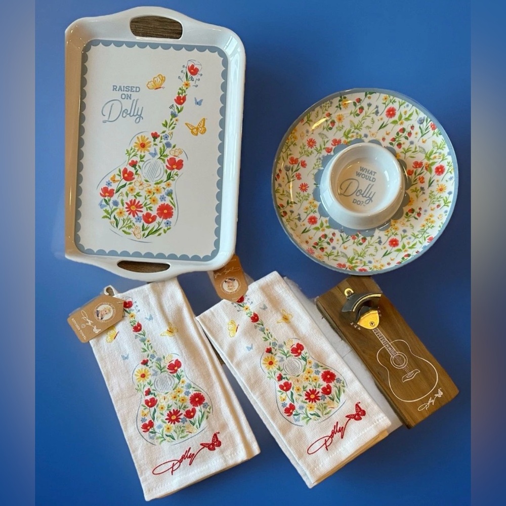 Dolly Parton Chip & Dip Tray, Serving Tray, Dolly Bottle Opener & Kitchen Towels